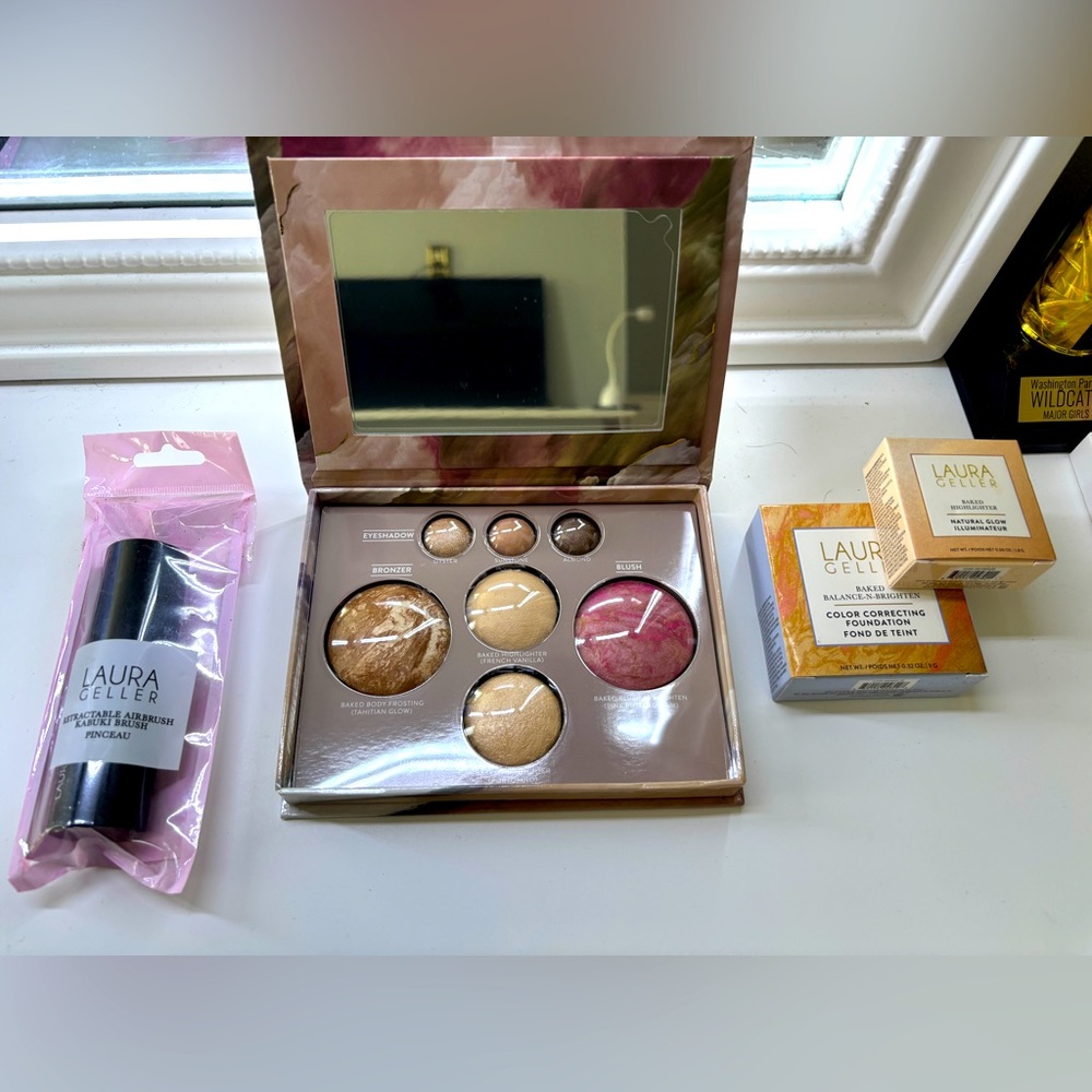 Laura Geller Makeup Set